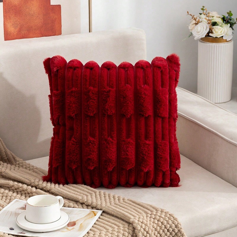 A pair of Red Plush Faux Rabbit Fur Throw Pillow Cover – Textured Wheat Ear Design (45x45cm)
