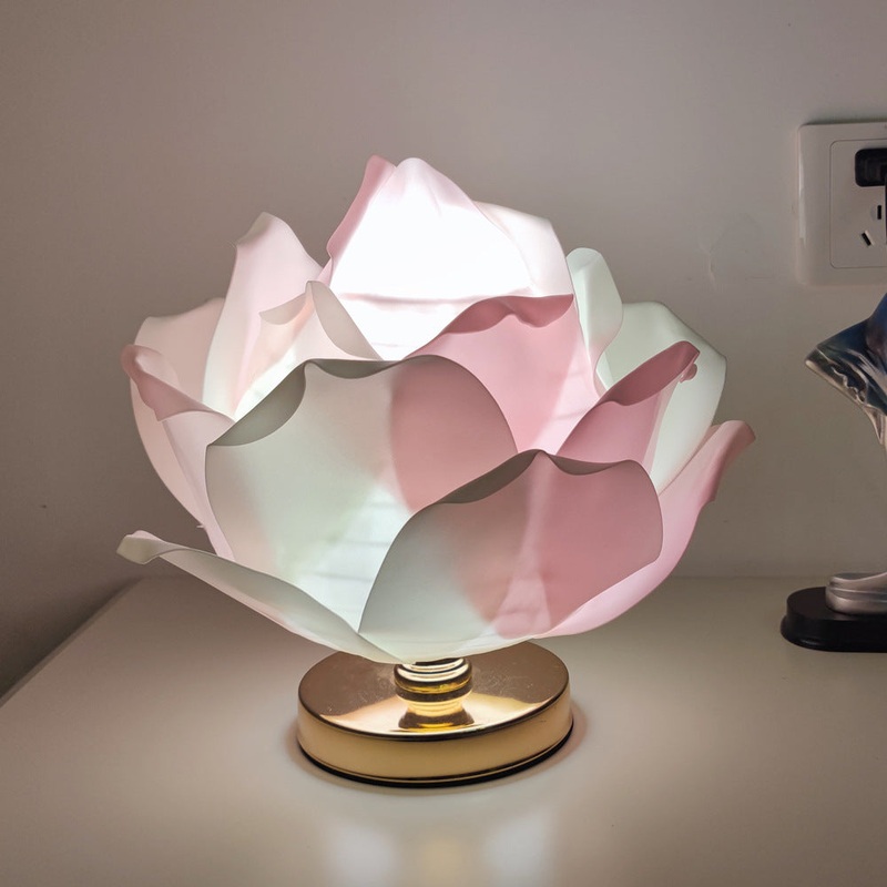 Pink and White Elegant Lotus Flower Table Lamp – Decorative Bedside Night Light for Bedroom Ambiance