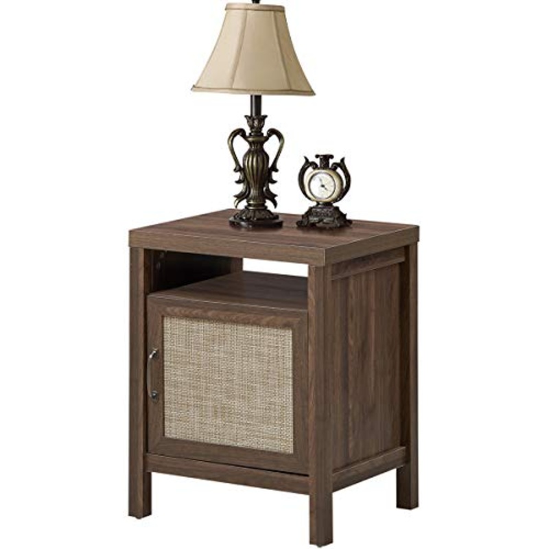 RELAX4LIFE Comodino Moderno in Legno con Anta in Vimini, Tavolino a 3 Livelli con Ampio Piano, per Camera da Letto, Salotto,Ufficio, Noce, 49,3×44,5×62,2 cm