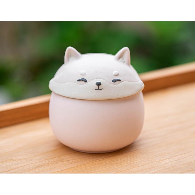 Artisan Ceramic Sealed Storage Jar with Animal Design – Airtight Tea Preservation & Decorative Accent(pink)