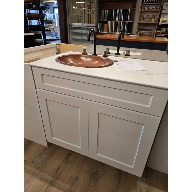 36″ Cab-Tec Shaker White with Thinscape Top and Copper Sink with Black Faucet