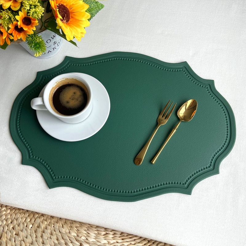 4 pcs Retro Faux Leather Placemat – Waterproof & Oil-Proof Dining Table Mat (Dark green)