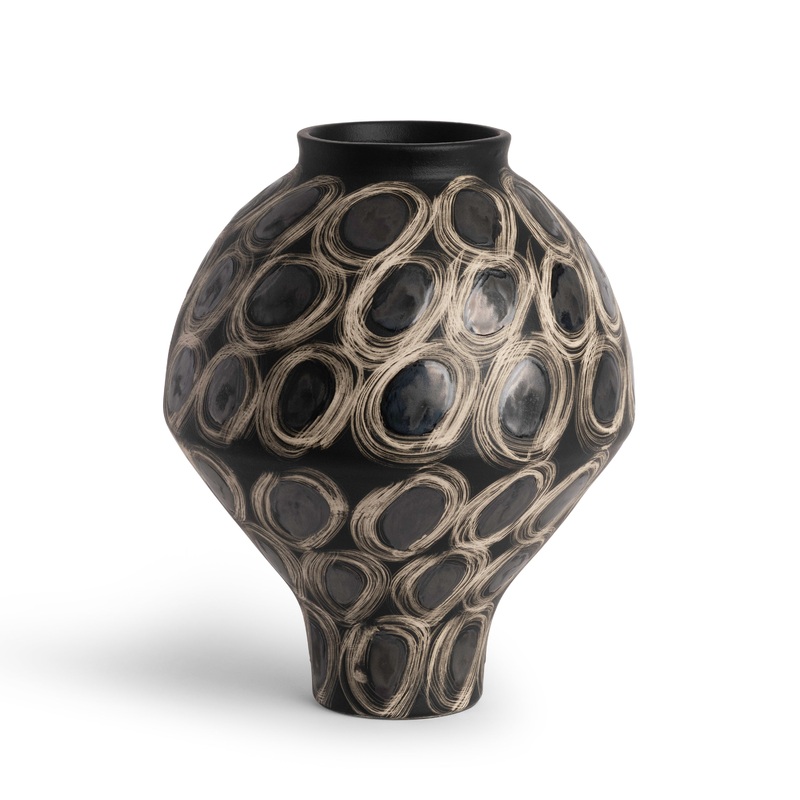 Tessa Vase Black