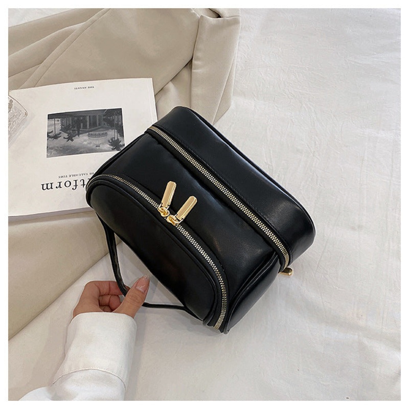 Black Large Capacity Double Layer PU Leather Makeup Bag – Portable Travel Cosmetic Organizer Case