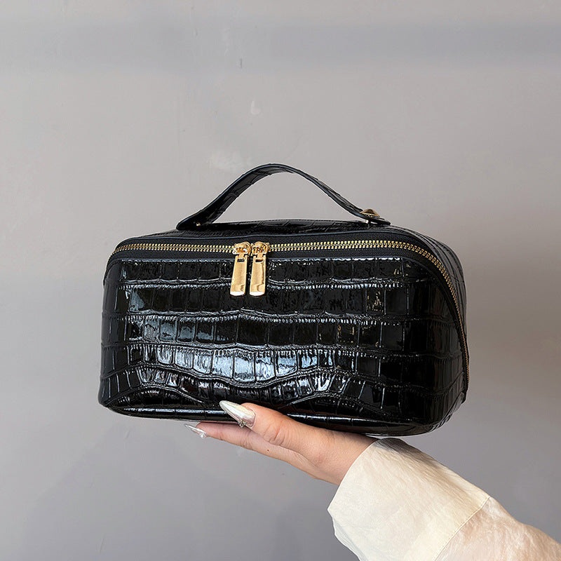 Black Chic Croc-Embossed Travel Makeup Case Large Capacity Cosmetic Organizer Bag